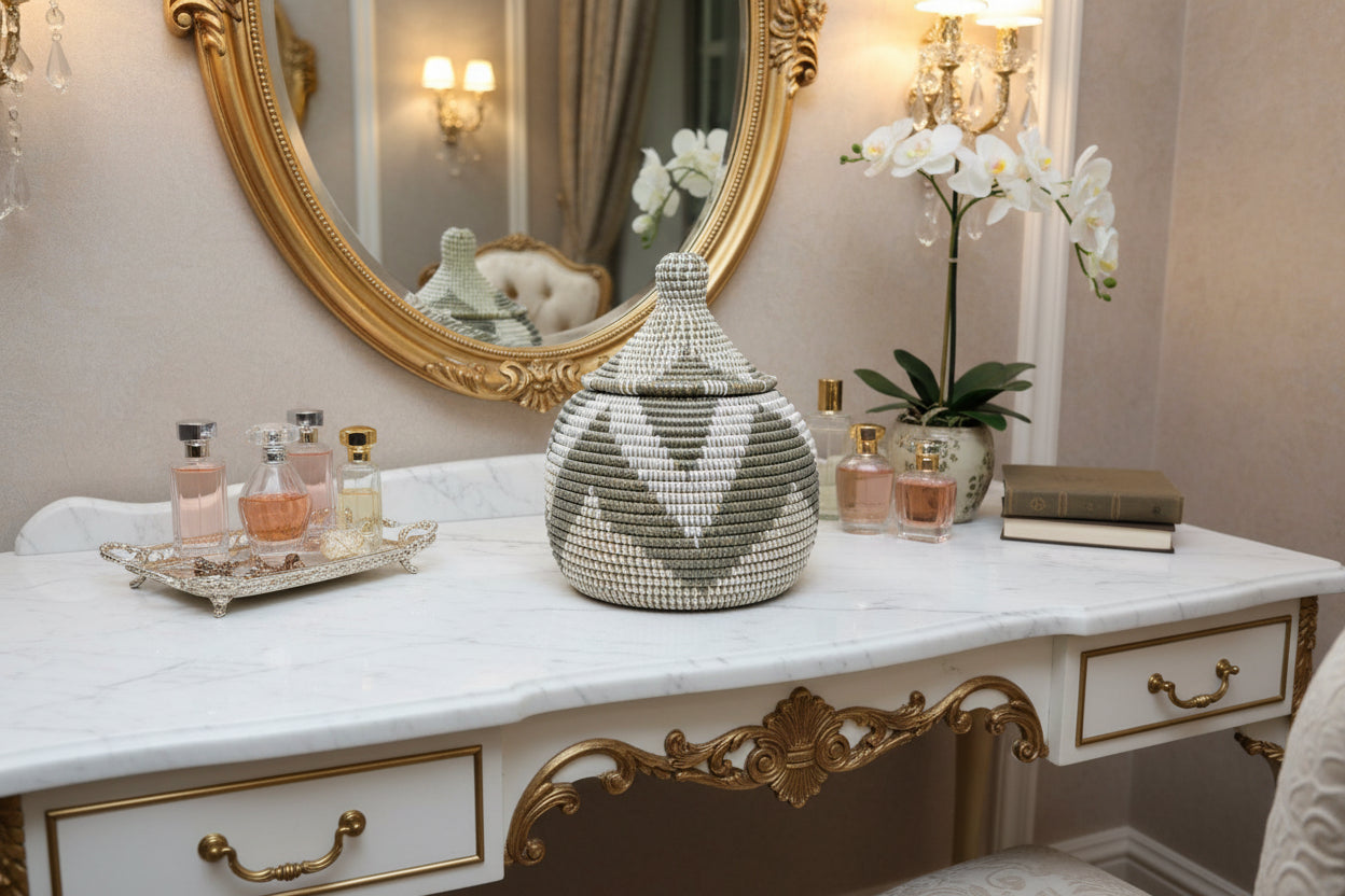 Panier en paille artisanal idéal pour vos petits rangements