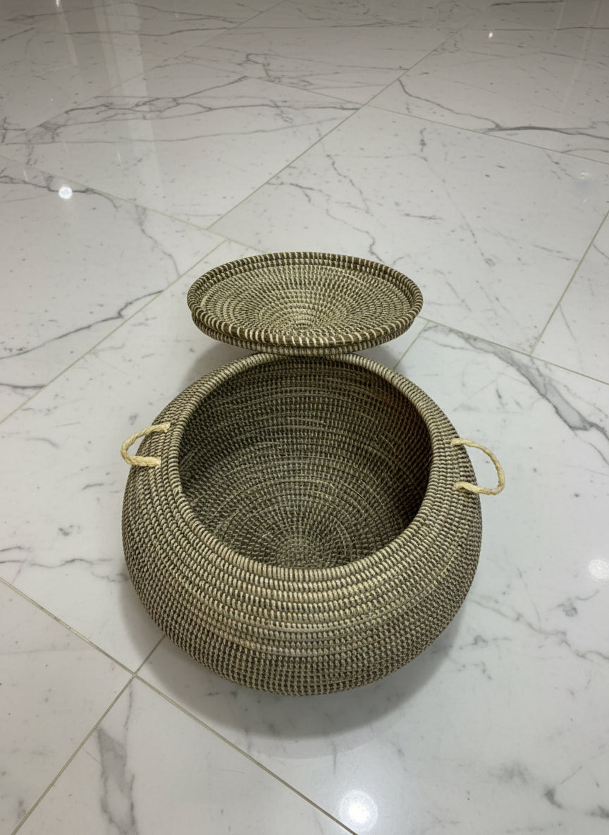 Panier CANARI_A5 Chiné en Fibre Naturelle – Une Pièce Artisanale au Style Subtil et Texturé